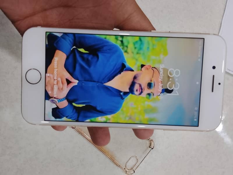 Apple iPhone 7 6