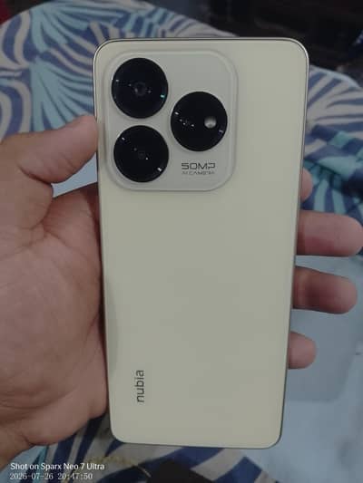 Zte nubia V60 Design