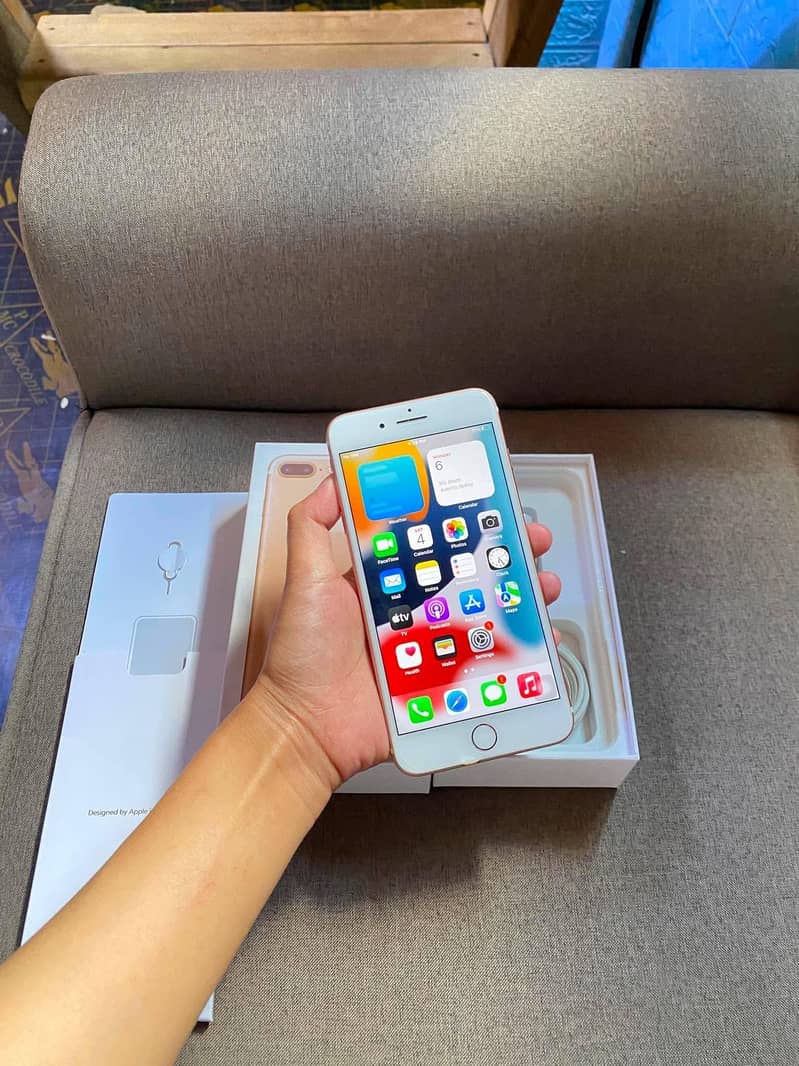 Apple iPhone 7 Plus 2