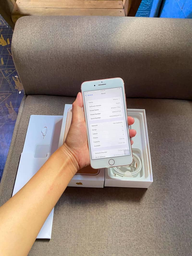 Apple iPhone 7 Plus 3