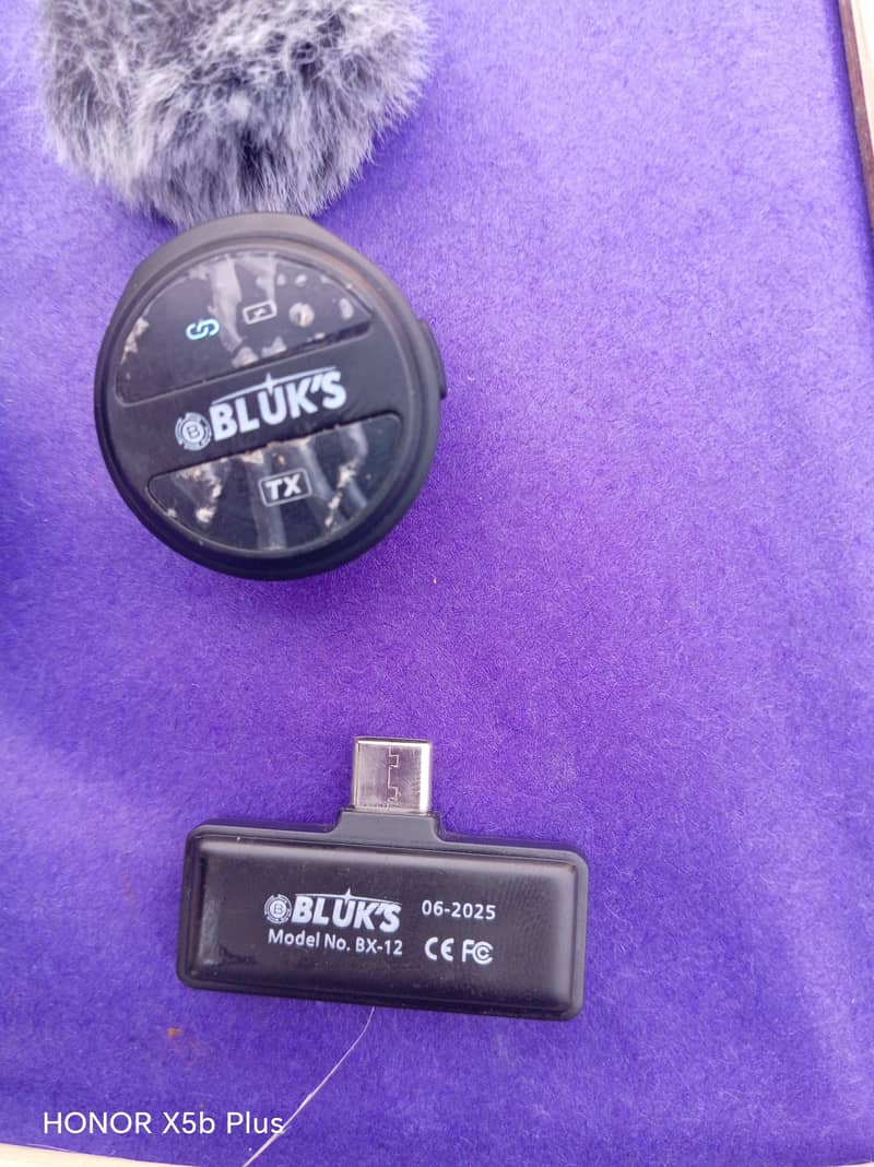 microphone 8