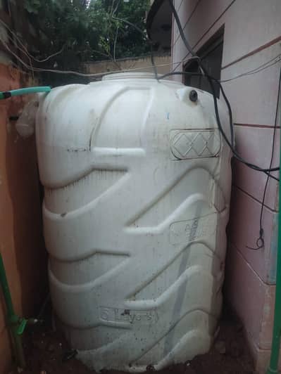 water tanki 2500L