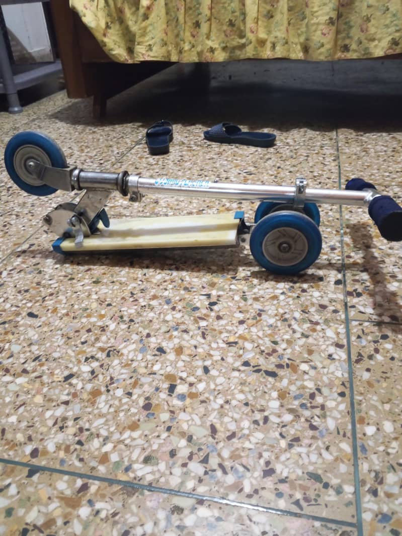 scootri 4