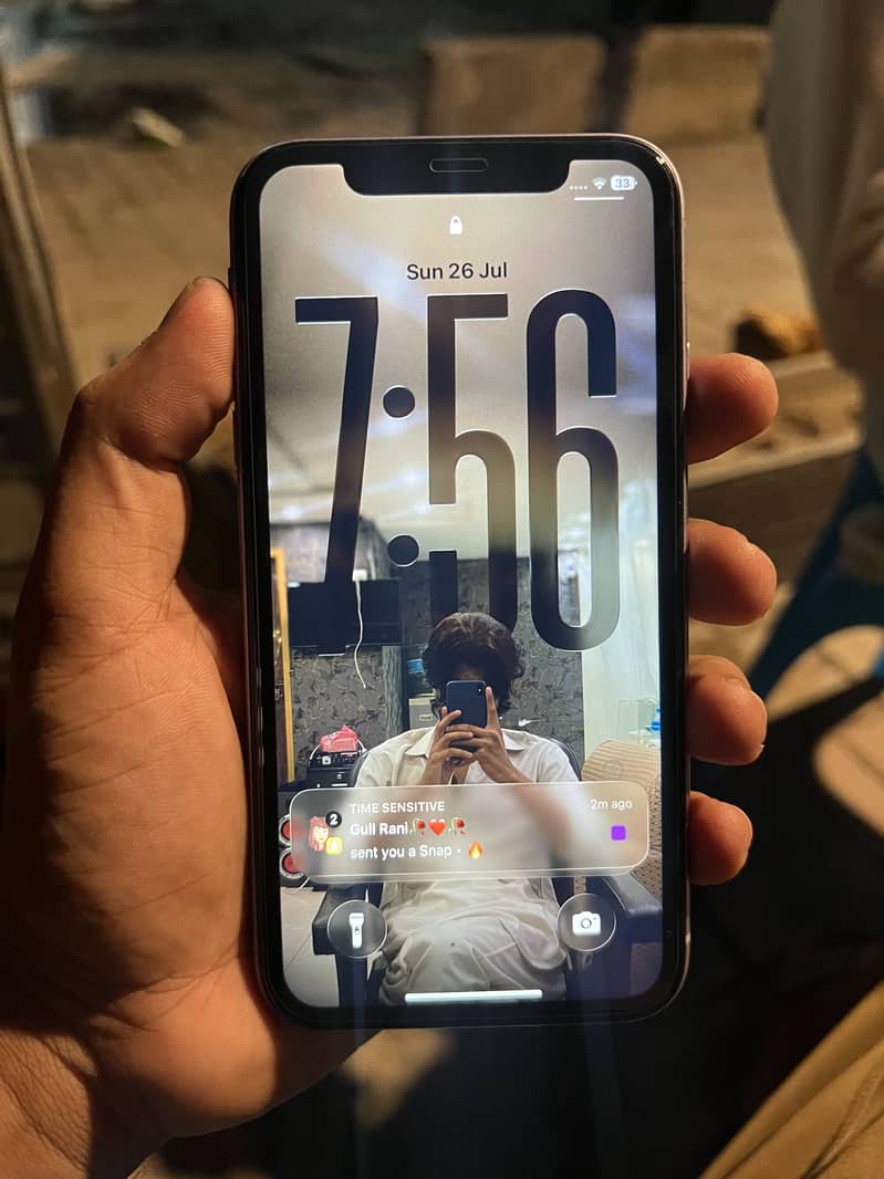 Apple iPhone 11 0