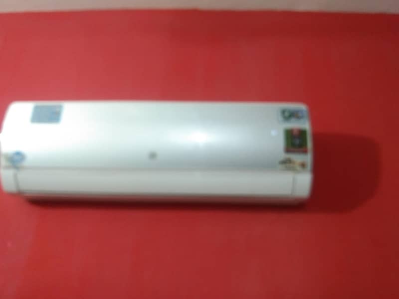 Pel split AC excellent condition 4