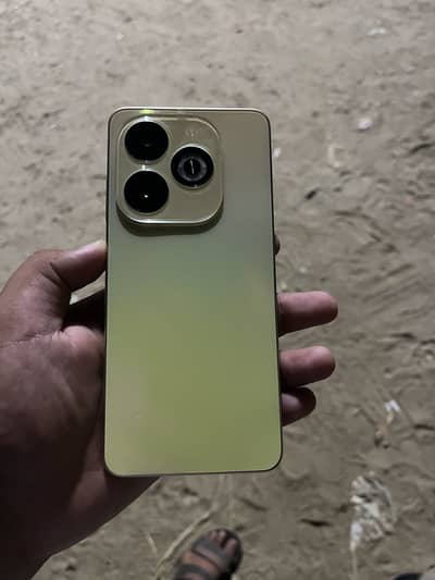 Infinix Smart 8 Pro 10/10 box charger sath