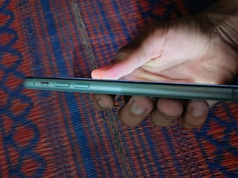 Apple iPhone 11 1
