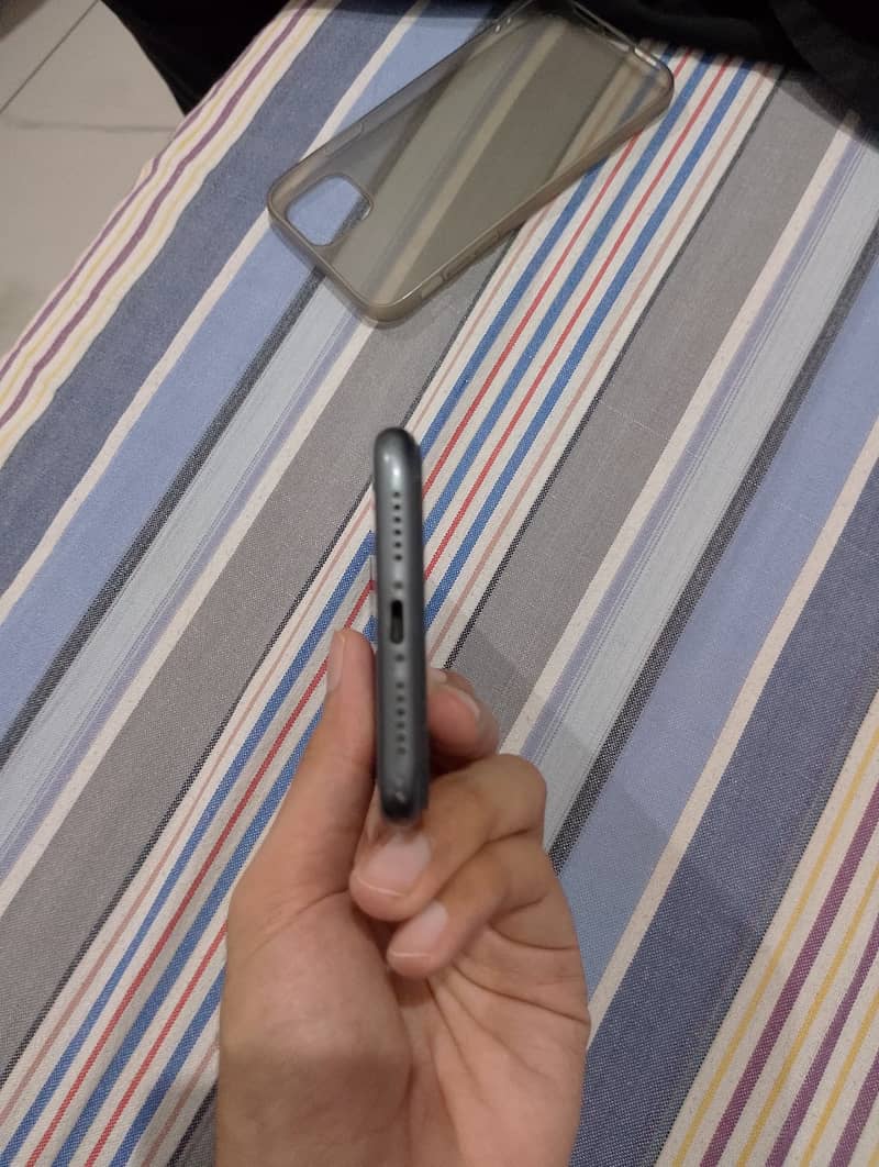Iphone 11 3