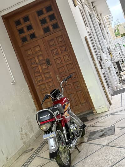 Honda CD 70 2025