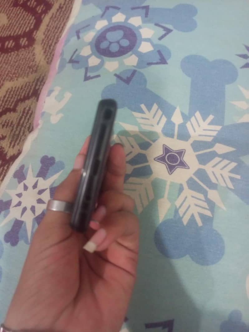 Samsung Mobile Note 9 3