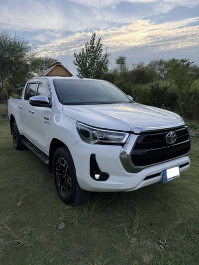 Toyota Hilux Revo V 2.8 2021
