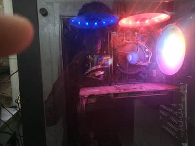 4 GB graphics card RX 570 128ssd 500 harddrive 16 GB ram