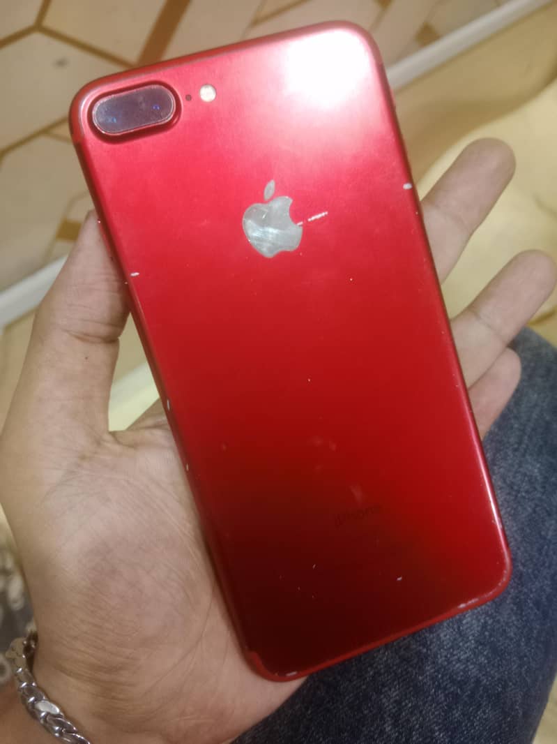 Apple iPhone 7 Plus 3