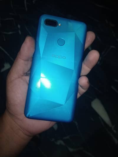 OPPO A12