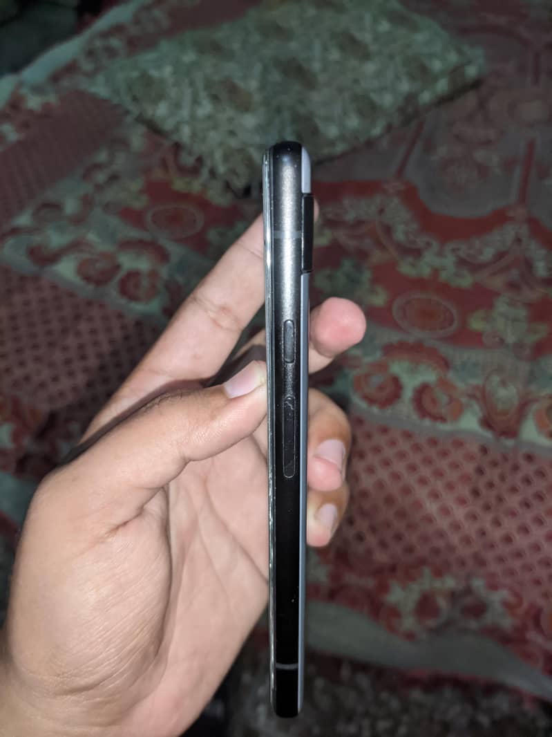 Google Pixel 6a 1
