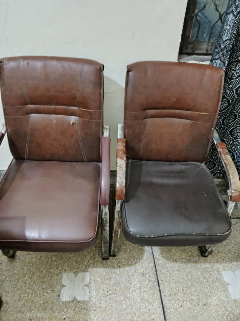 Table& Chair 1