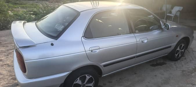 Suzuki Baleno 2002