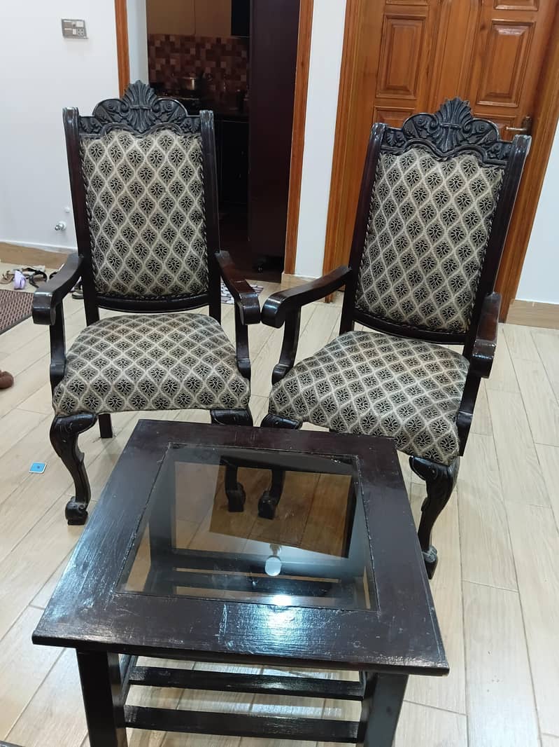 Chairs And Table 0
