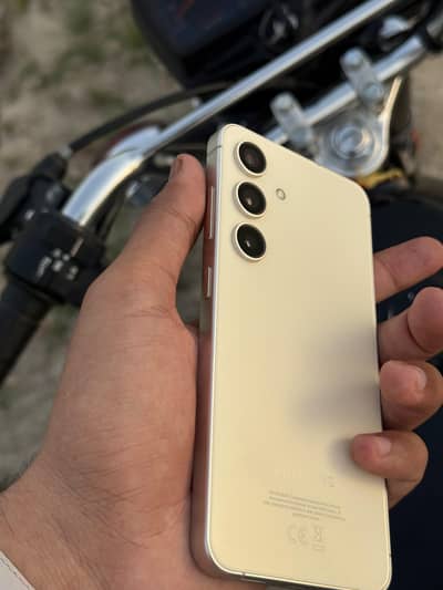 Samsung S24 With Box