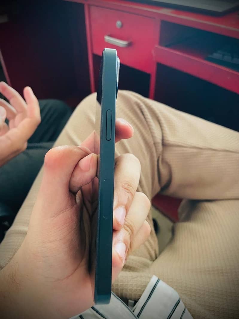 Iphone 13 3