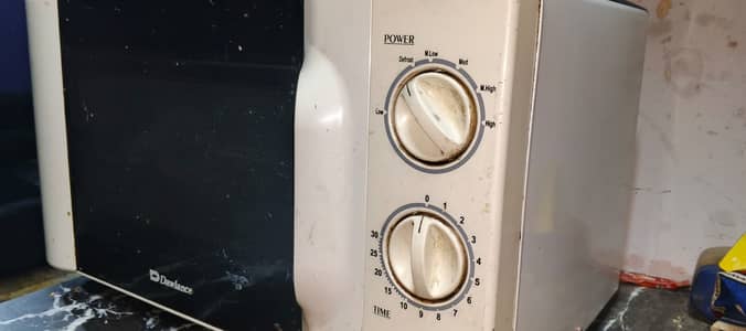 Microwave oven
