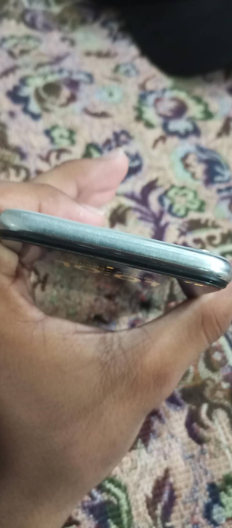 Apple iPhone X 4