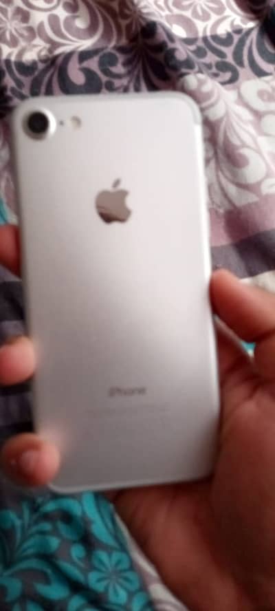 Apple iPhone 7