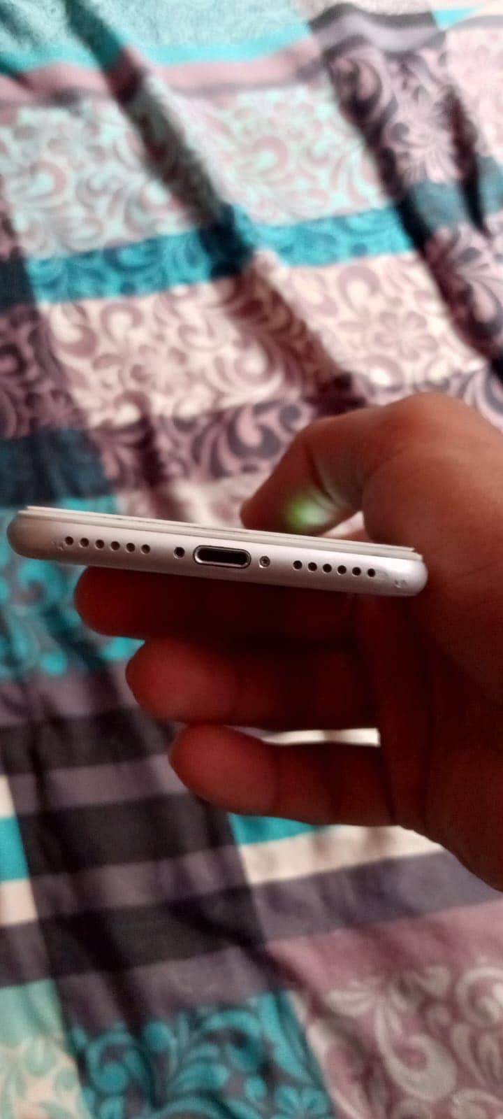 Apple iPhone 7 5