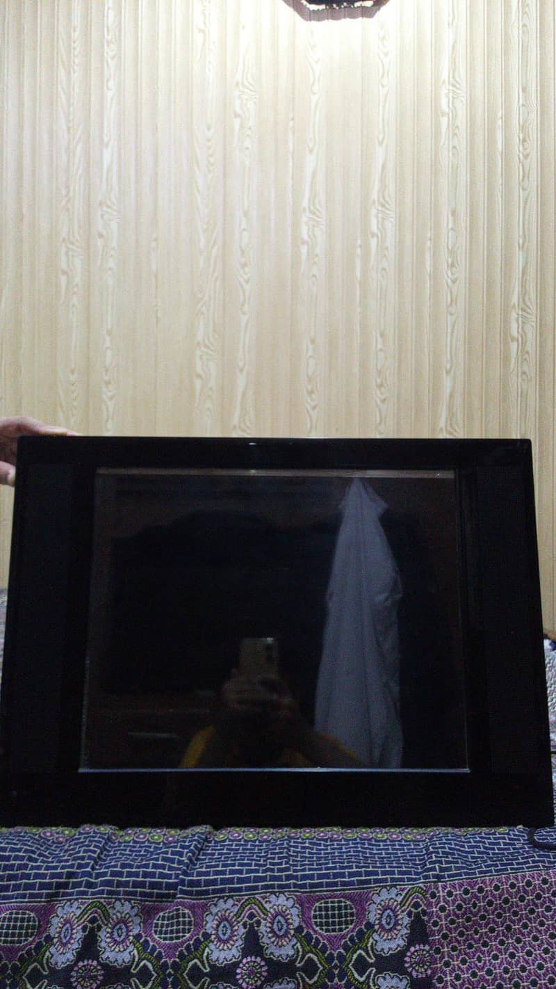 LED TV(1 0