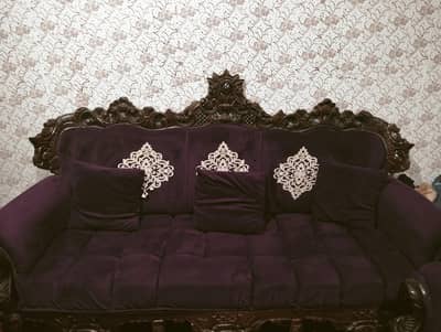 cheniyoti crown sofa