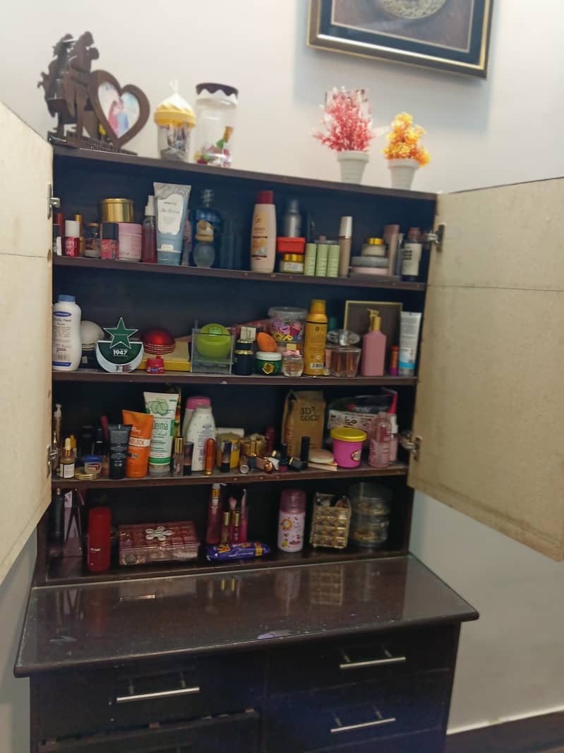 Dressing Table 2