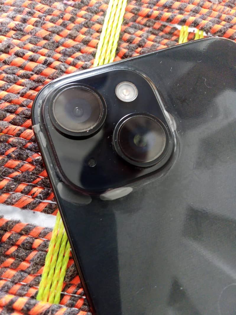 iPhone 15 jv 1