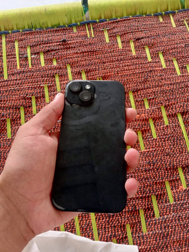 iPhone 15 jv 4