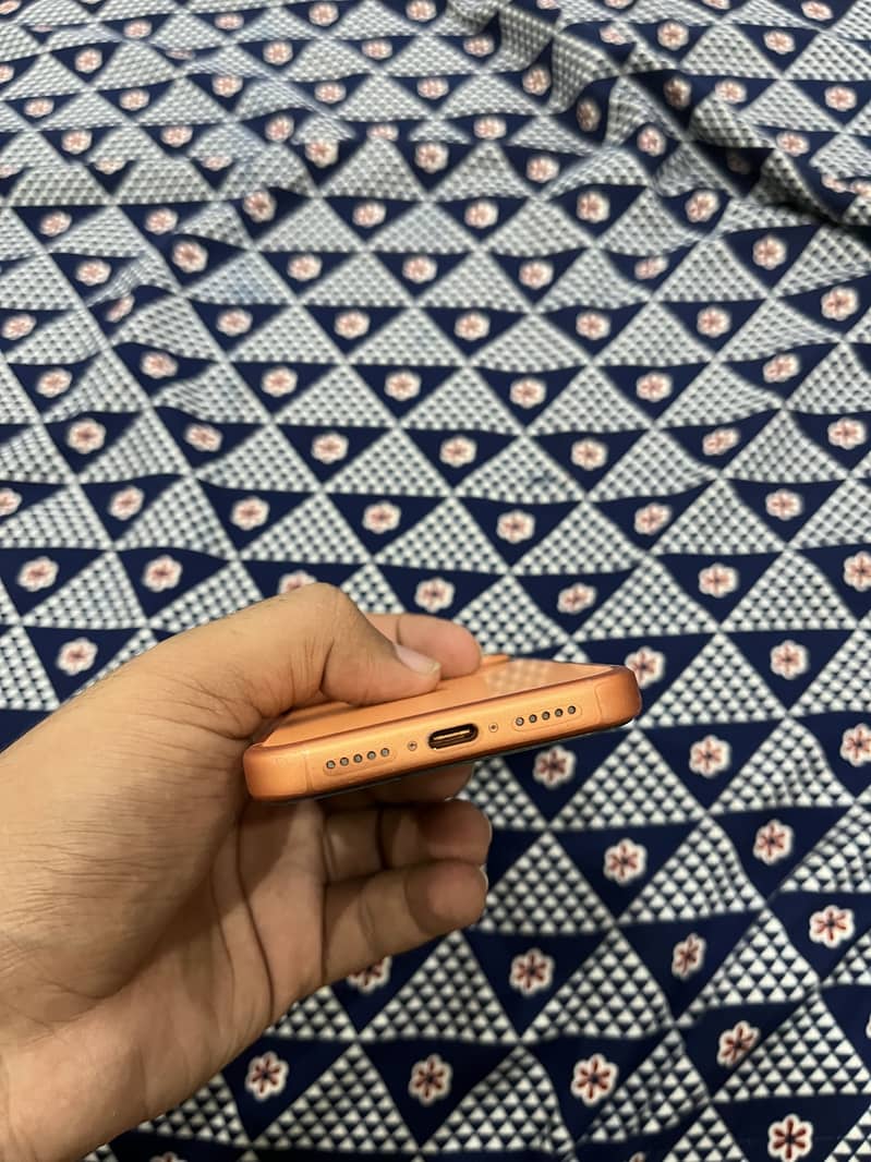 Iphone 17 pro 4
