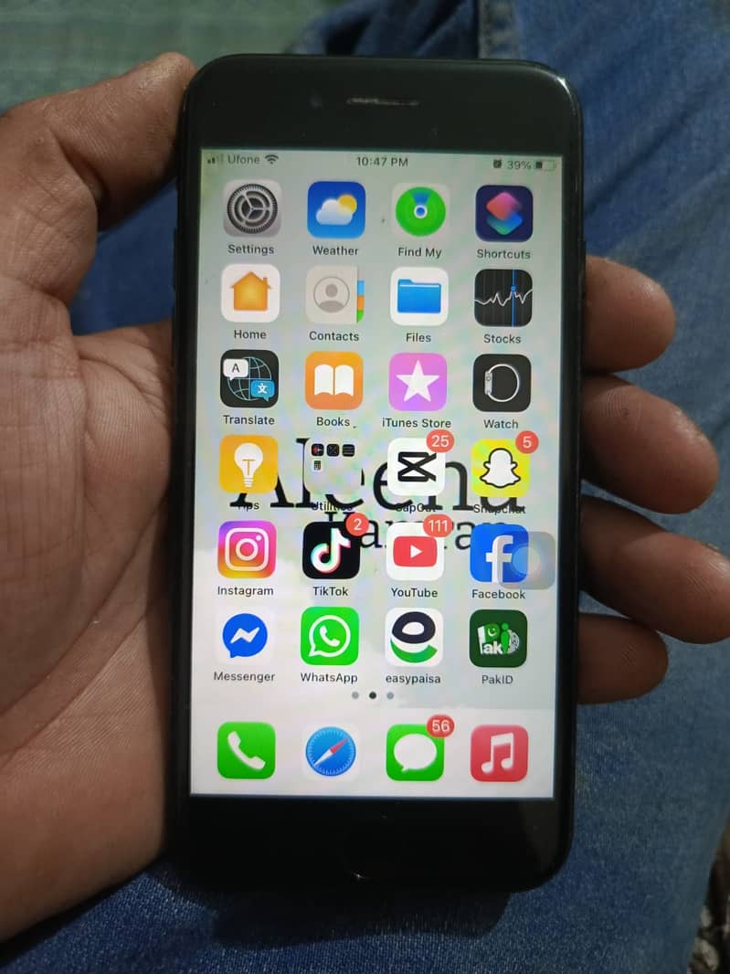 Apple iPhone 7 0
