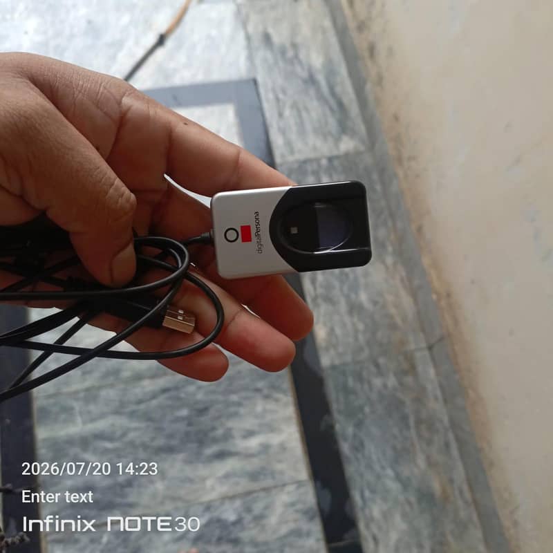 thumb reader 1