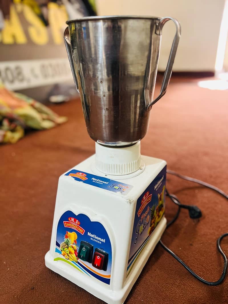 Juicer machine 0