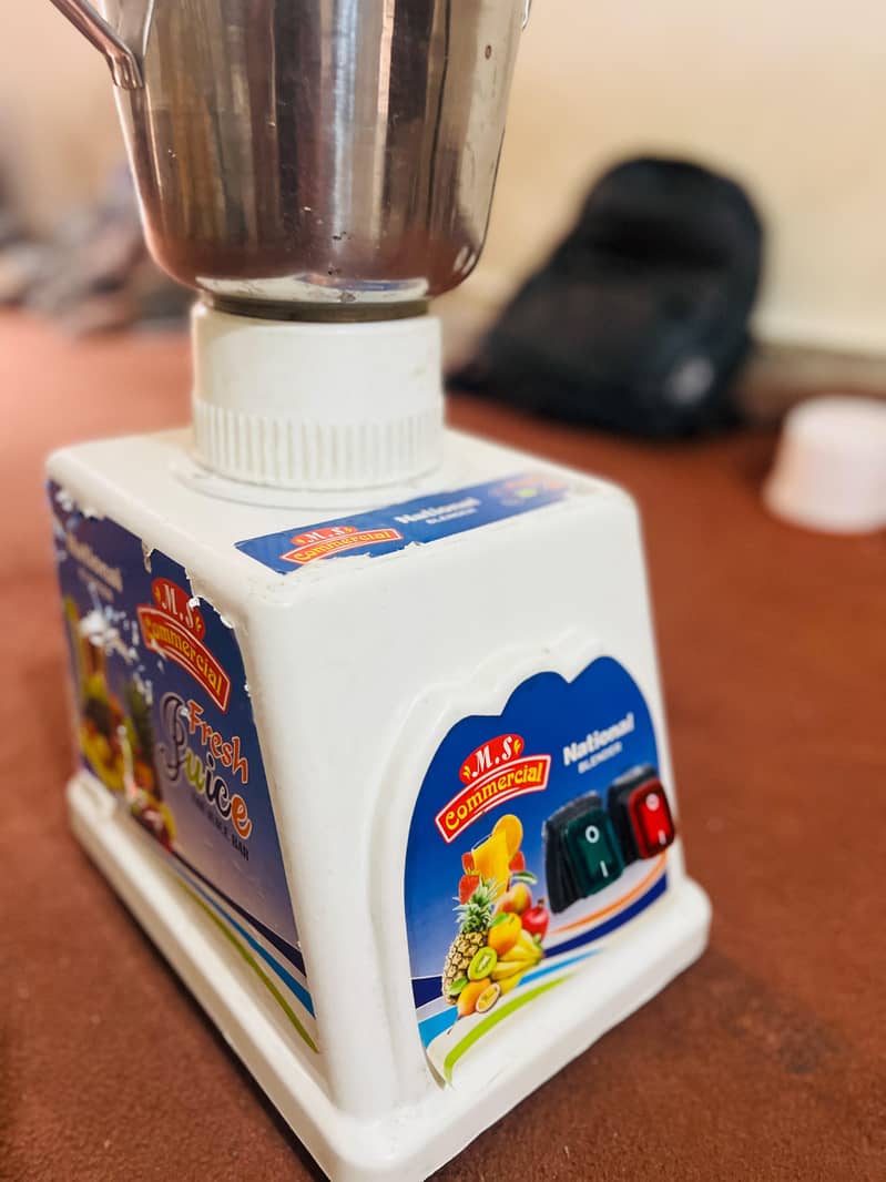 Juicer machine 1