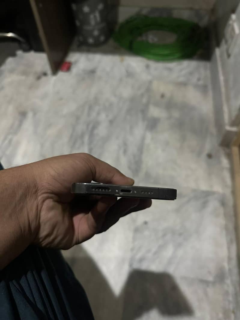 Apple iPhone 13 Pro Max 3