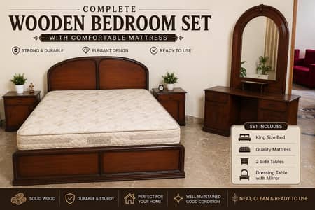 wooden bed set with 2 side tables & dressing table -Good condition
