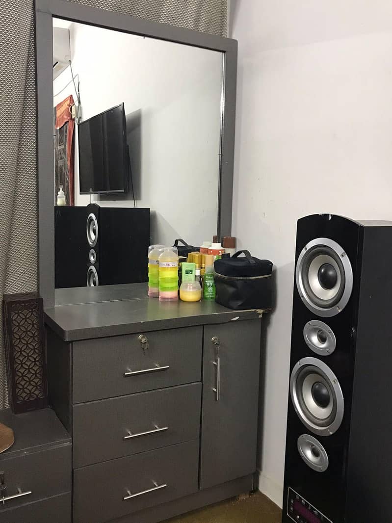 bedroom set 2
