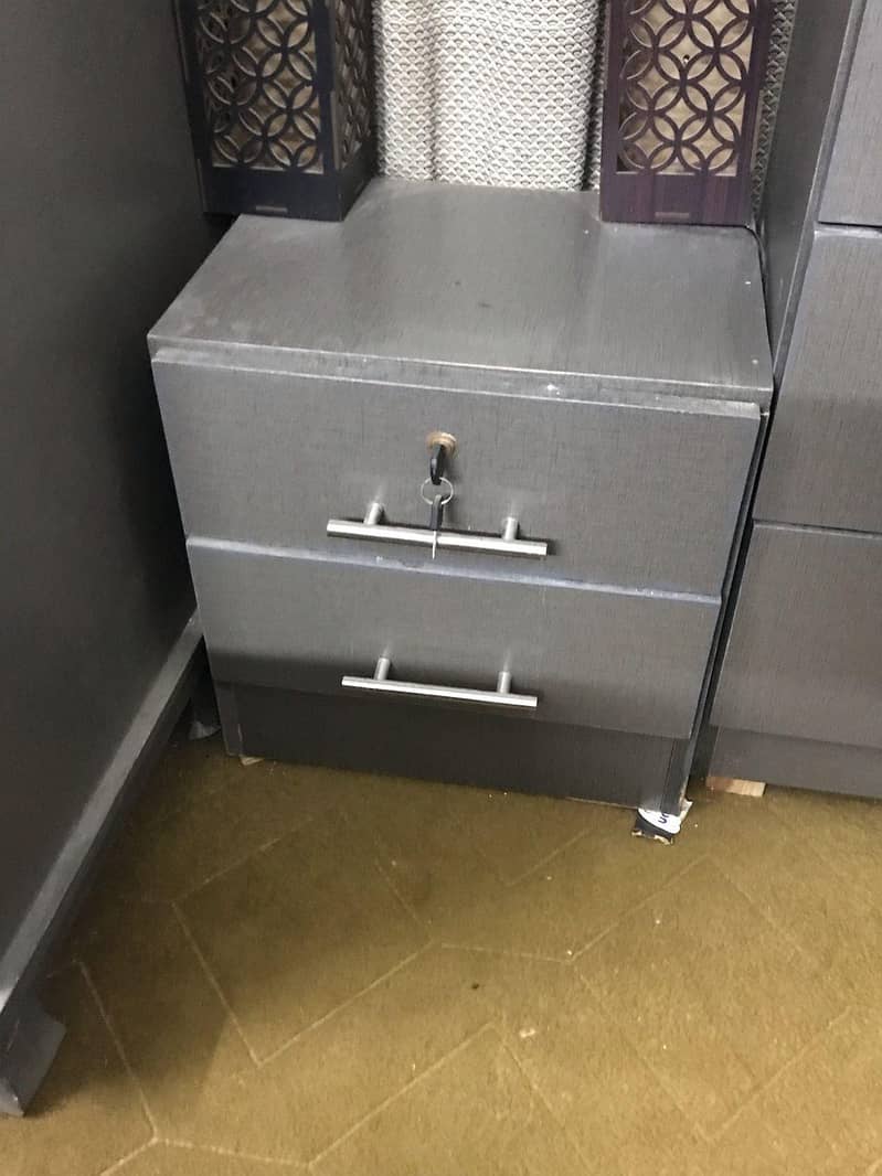 bedroom set 4