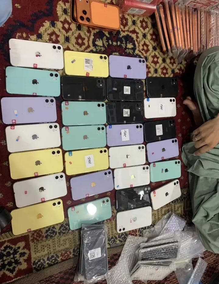 Apple iPhone 11 0