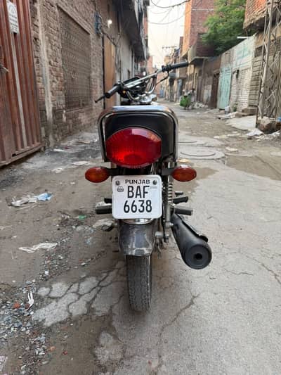 Honda 125 Black 2025