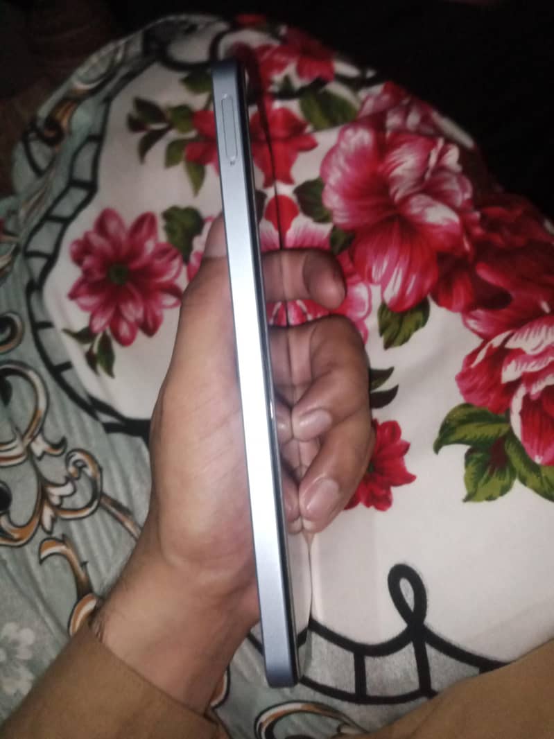 Realme Note 60 3