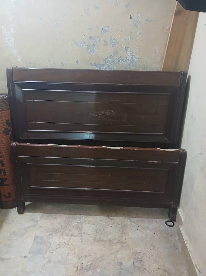 2 Single Bed 3