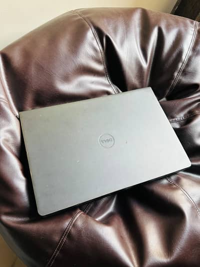 Dell i3-7 8gb Ram 256 HDD Touch screen