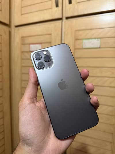 iPhone 12 Pro Max factory unlock exchange possible