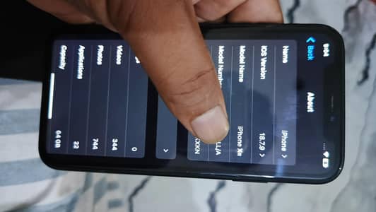 Apple iPhone XR