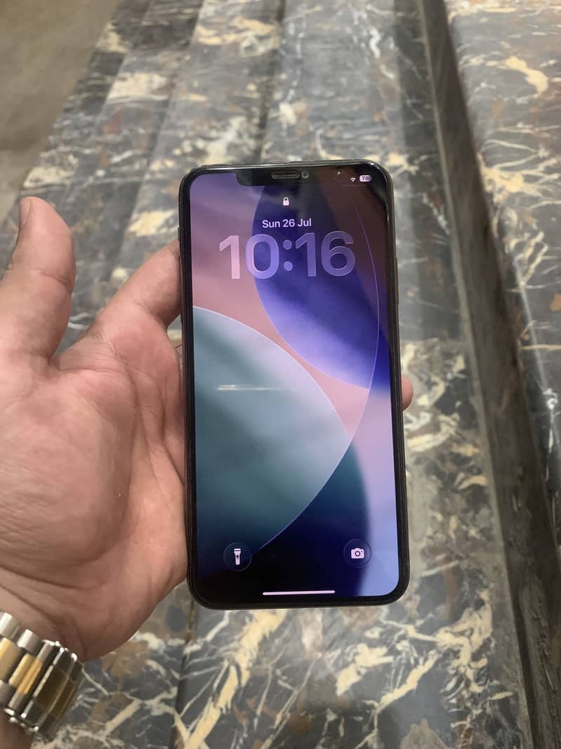 iPhone 11 Pro Max 2